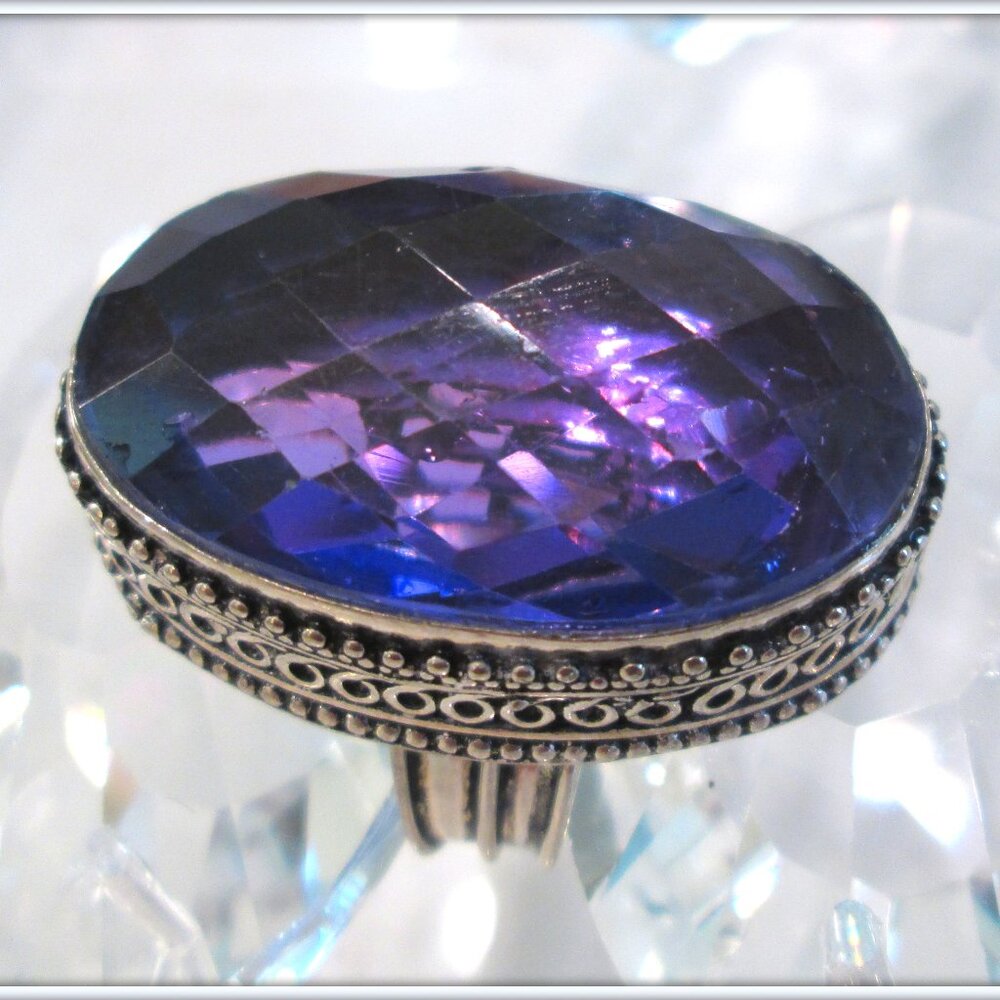 Alexandrite Color Changing Oval Shape Gem Stone L… - image 7